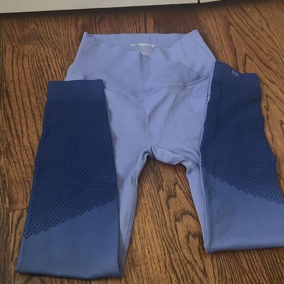SHEFIT Blue Seamless Leggings Size Small - Picture 4 of 5